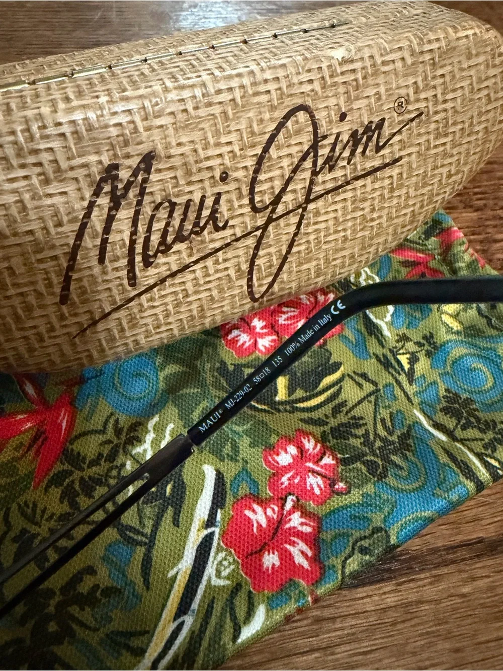 Maui Jim Mahina Black Frame/Mirrored Gradient Black Lens